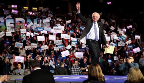 Saída de Sanders mostra peso da cúpula democrata e do voto útil