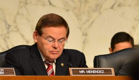 Bob Menendez: poderoso presidente da Comissão de Relações Exteriores do Senado é indiciado
