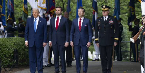 Crise e ambiguidade: os 100 dias do Departamento de Defesa sob Trump 2.0