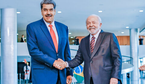 Análise: fragmentação na América Latina impede união em defesa da Venezuela ante ameaças dos EUA