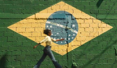 EUA e Brasil: entre o declínio e a tendência