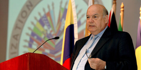 José Miguel Insulza comenta desafios da democracia no continente americano