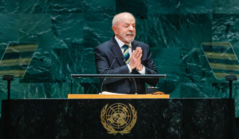 Os discursos de Lula e de Trump na ONU à luz da crise da ordem internacional 